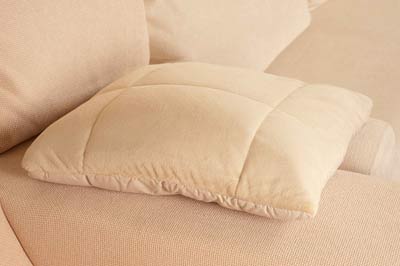 Kuscheldecke beige weiss wei�