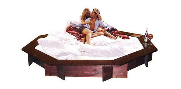 Riesige 8-eckige Wassermatratze f�r Octagon Wasserbett