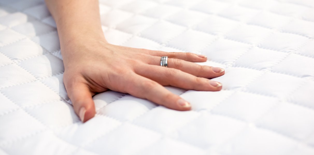 Matratzenauflagen Wasserbett Auflage zum Schutz des Matratzenbezugs online bestellen ✓ für längere Haltbarkeit ✓ elastisch ✓ atmungsaktiv ✓ anpassungsfähig ✓ für Allergiker