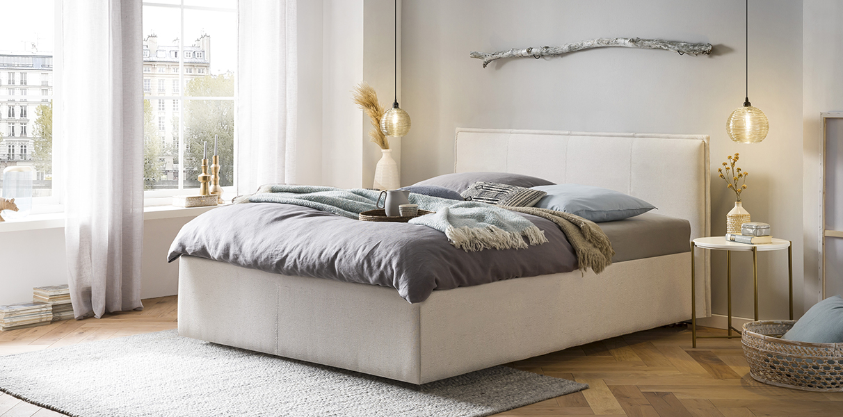 Boxspring-Wasserbett mit Zocco Kopfteil Abbildung 1
