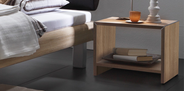 Hocker Pero aus Holzdekor von Hasena
